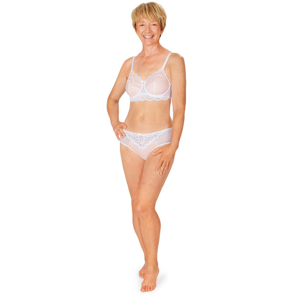 Karolina Brief - White